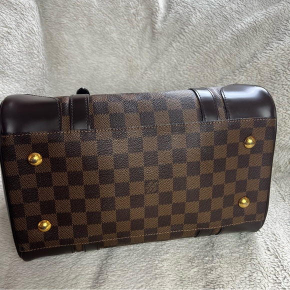 LOUIS VUITTON Berkley Bag - Picture 7 of 13